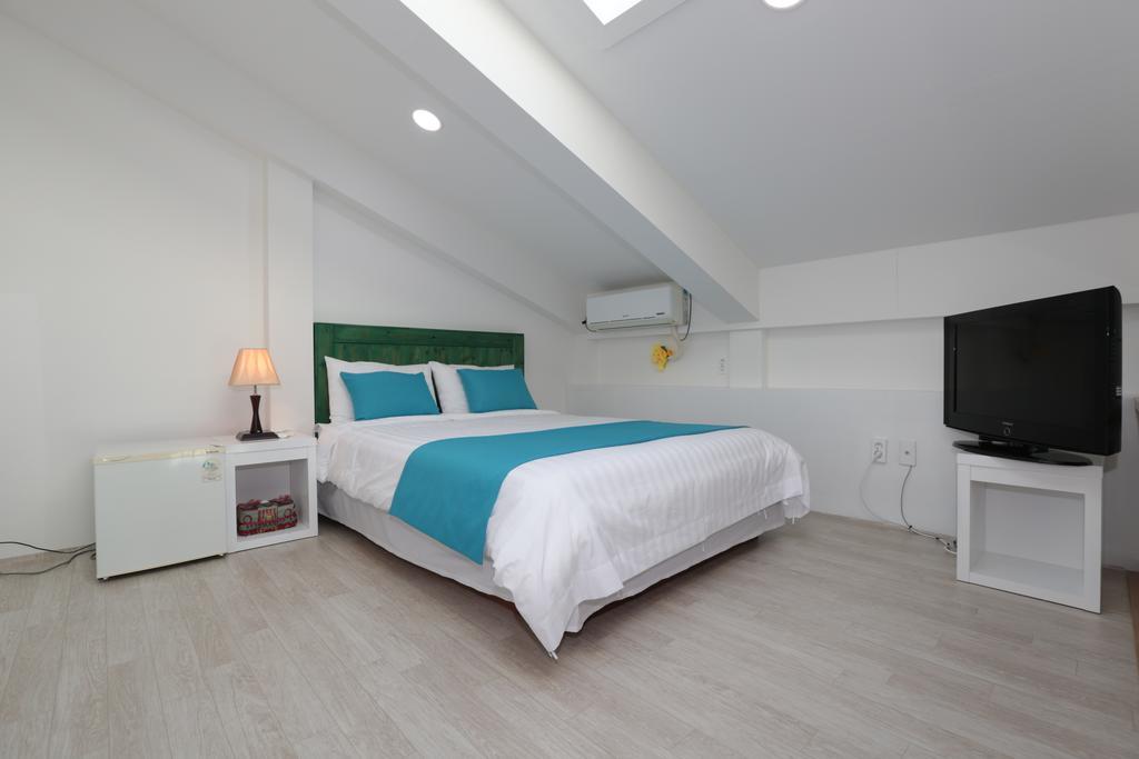 Gangneung Sea View Pension Ngoại thất bức ảnh