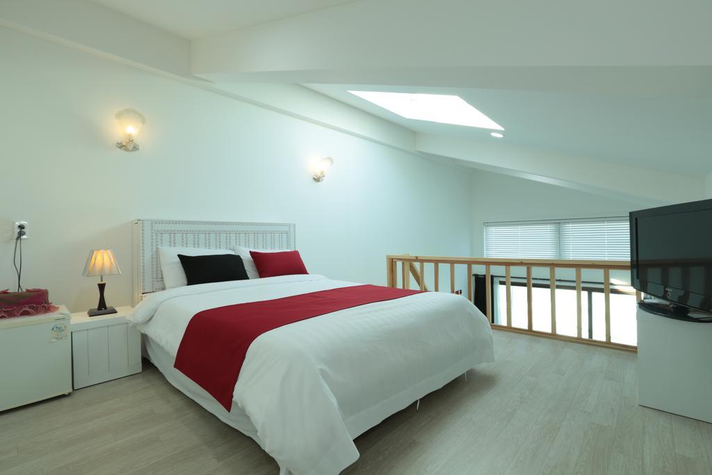 Gangneung Sea View Pension Ngoại thất bức ảnh