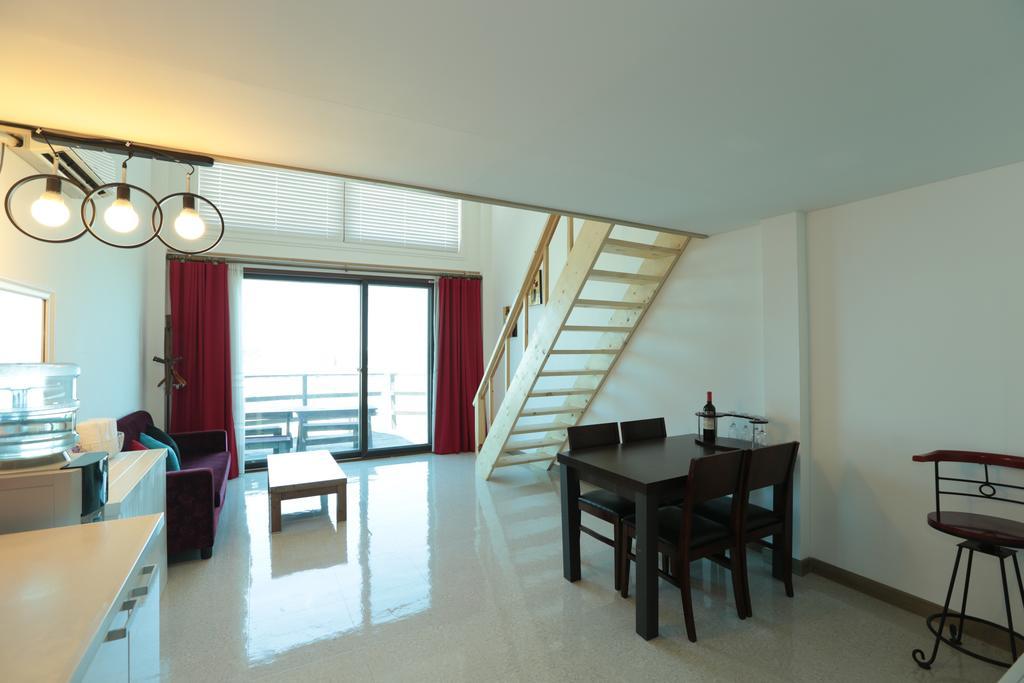 Gangneung Sea View Pension Ngoại thất bức ảnh