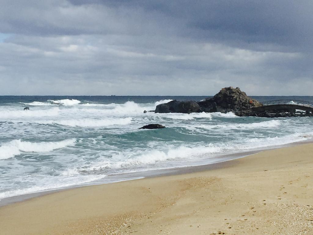 Gangneung Sea View Pension Ngoại thất bức ảnh